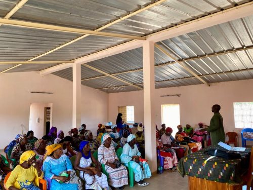 Lire la suite à propos de l’article Du 18 au 23 mai 2026, l&rsquo;ONG ETDS a organisé une formation sur le droit du travail et la sécurité au travail pour les fédérations de femmes transformatrices du Regroupement des Femmes de l&rsquo;Espace Communautaire d&rsquo;Enampore et de Nyassia (REFECE & REFECN).